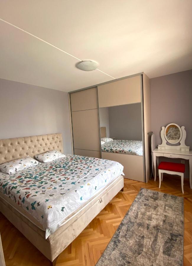 Apartman Kovacevic Daire Bar Dış mekan fotoğraf
